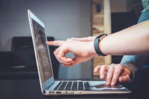 Wife Sexting Another Man: 11 Signs It’s Happening and What It Actually Means